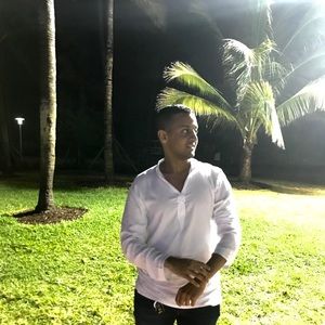 Meet your Posher, Yahya